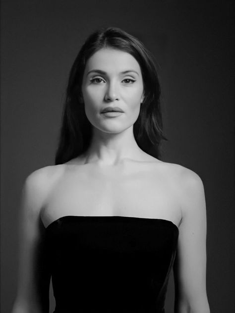 Iphone Photoshoot, Greg Williams, Gemma Arterton, Celebrity Photos, Celebrities Female, Strapless Top, A Woman, Meditation, Actresses