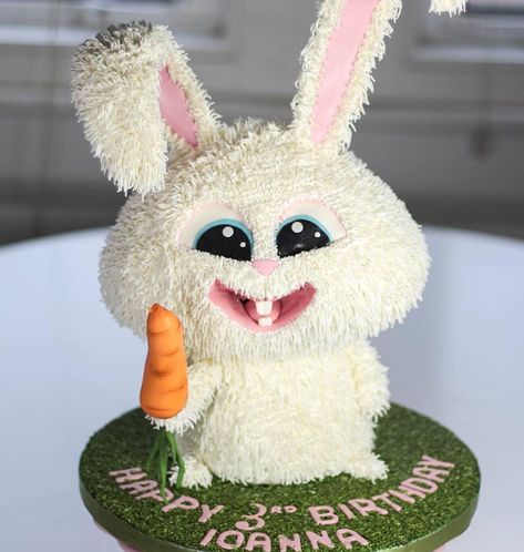 Secret Life Of Pets Birthday Cake, Rabbit Cake Ideas, Rabbit Theme Cake, Secret Life Of Pets Cake, Life Of Pets Birthday Party, Rabbit Birthday Cake, Pets Birthday Party, Bunny Rabbit Cake, Cake Rabbit