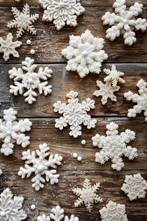 Decorated Snowflake Sugar Cookies with Buttercream Frosting - Curly Girl Kitchen Winter Cookies Decorated, Snowflake Cookies Decorating, Sugar Cookie Buttercream Frosting, Sugar Cookies With Buttercream Frosting, Cookies With Buttercream Frosting, Christmas Cookie Frosting, Snowflake Sugar Cookies, Snowflake Sugar, New Years Cookies