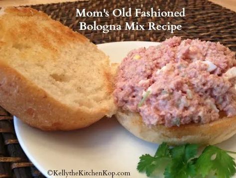 Bologna Sandwich Spread, Bologna Salad, Sandwich Spread Recipes, Bologna Recipes, Ham Salad Recipes, Bologna Sandwich, Meat Salad, Ham Salad, Sandwich Fillings