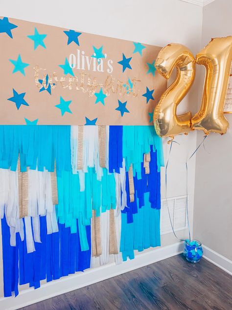 21st Bday Decorations Blue, 20th Party Decorations, 21st Birthday Wall Decorations, Birthday Party Themes For College, College Birthday Decorations, 22nd Birthday Backdrop Ideas, 21st Birthday Paper Sign, Shotbook Party Themes, 21 Birthday Poster Ideas