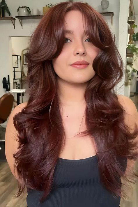 Burgundy Long Layered Wavy Hair Red Hair With Bangs And Layers, Wazy Hair, Curtain Bangs With Wavy Hair, Face Framing Layers Wavy Hair, Deep Auburn Hair Color, Bangs With Wavy Hair, Smaller Forehead, Hair With Lots Of Volume, Layered Wavy Hair