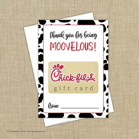 Moovelous Chick Fil A Gift Card Holder from BrownPaperStudios.com Gift Card Holder Teacher, Teacher Appreciation Diy, Teachers Appreciation Week Gifts, Appreciation Gifts Diy, Teacher Treats, Teacher Appreciation Gifts Diy, Gift Card Holders, Starbucks Gift Card, Employee Appreciation Gifts