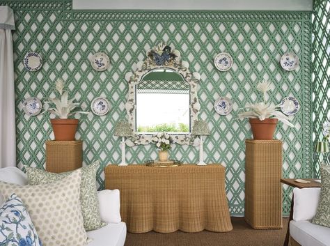 PALM BEACH — Ariel Okin Sarah Bartholomew, Palm Beach Decor, Green Room Decor, Lattice Wall, Palm Beach Regency, Glam Pad, Palm Beach Style, Show House, Charleston Homes