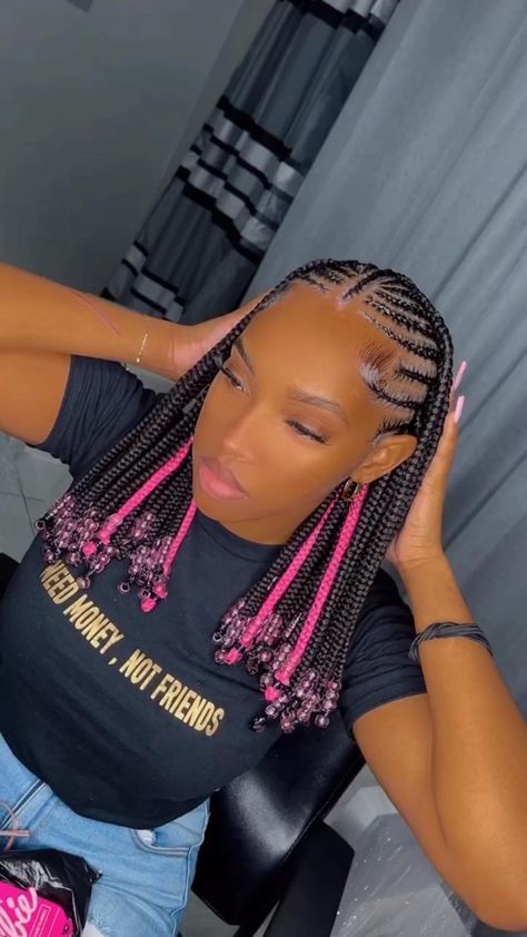 Hairstyle For Christmas, Latest Hair Braids, Back To University, Cornrows Braids For Black Women, Short Box Braids Hairstyles, Braided Hairstyles For Black Women Cornrows, Twisted Hair, Feed In Braids Hairstyles, Box Braids Hairstyles For Black Women