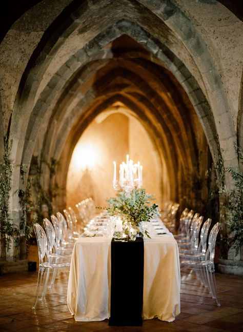 wedding table Church Table, Black Table Runner, Amalfi Coast Wedding, Wedding Black, Black White Wedding, White Table Cloth, The Amalfi Coast, Winery Wedding, Mod Wedding