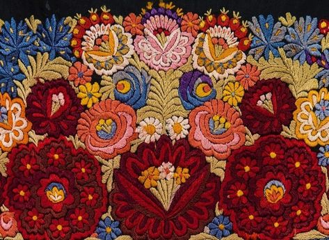 MATYÓ FOLK ART – THE EMBROIDERY CULTURE OF A TRADITIONAL COMMUNITY - ItsHungarian :) Folk Style Embroidered Fabric With Traditional Patterns For Festival, Traditional Hungarian Folk Art, Hungarian Folk Art Flowers, Matyo Embroidery, Ceremonial Folk Embroidered Fabric For Festivals, Hungarian Culture, Hungarian Matyo Embroidery, Folk Style Ceremonial Embroidered Fabric With Motifs, Hungarian Folk Art