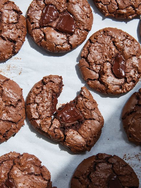 Fennel Cookies, Buckwheat Cookies, Healthy Chocolate Cookies, Vegan Chocolate Cookies, Lazy Cat Kitchen, Chocolate Crinkle, Cat Kitchen, Chocolate Crinkle Cookies, Double Chocolate Cookies