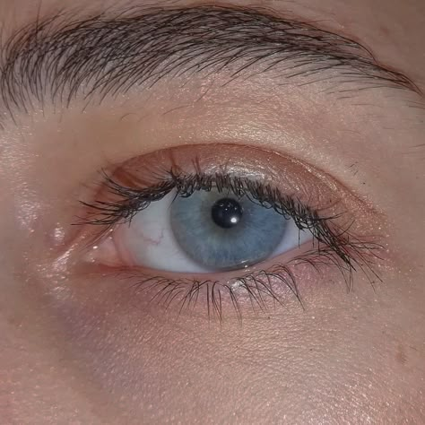 Venti Realistic, Light Blue Eyes Male, Eyes Aesthetics, Eyes Practice, Blue Eyes Aesthetic, Eros And Psyche, Eye Facts, Dark Blue Eyes, Blue Eyed Men