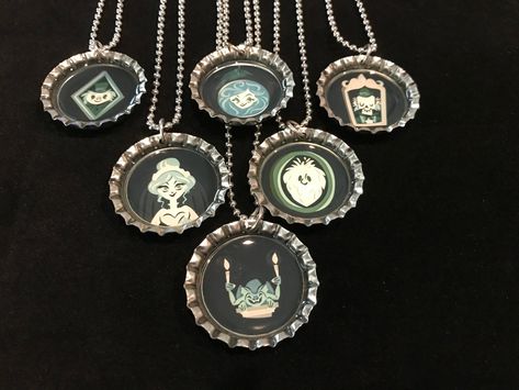 Haunted Mansion inspired Party Favors / necklace / birthday party / gift/ Prize / event / favor / Halloween favors / Halloween party Baby Party Bags, Halloween Party Prizes, Moana Gifts, Teen Halloween Party, Moana Necklace, Baby Party Favors, Party Favors Halloween, Twin Birthday Parties, Bottle Cap Necklace