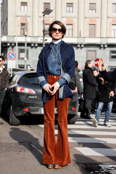 Red Turtleneck Outfit, Ethno Style, Milan Street Style, Stylish Eve, Mode Jeans, Mode Streetwear, Mode Vintage, Mode Style, 70s Fashion