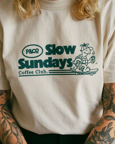 Graphic Shirt Design, T-shirt Print Design, Coffee Club, Cartoon Shirts, Shirt Design Inspiration, Shirts Summer, Shirt Print Design, Tee Shirt Designs, 로고 디자인