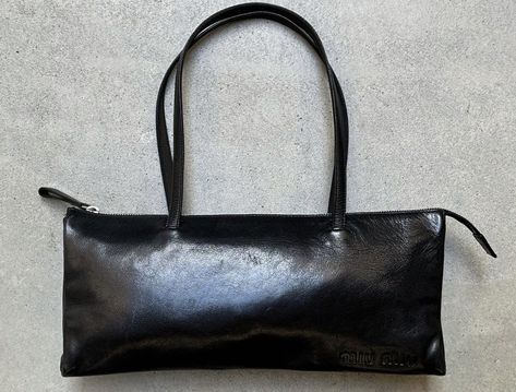 90s Bag, Timeless Brand, Black Leather Bag, Office Siren, Baguette Bag, High Society, 가을 패션, Cute Bags, No. 2