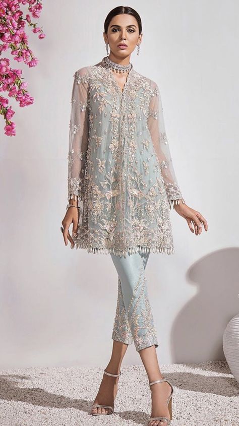 Valima Outfit, Shades Of Silver, Pakistani Formal Dresses, Pakistani Party Wear, Open Shirt, Pakistani Fashion Casual, Pakistani Wedding Outfits, Pakistani Fancy Dresses, Pakistani Fashion Party Wear