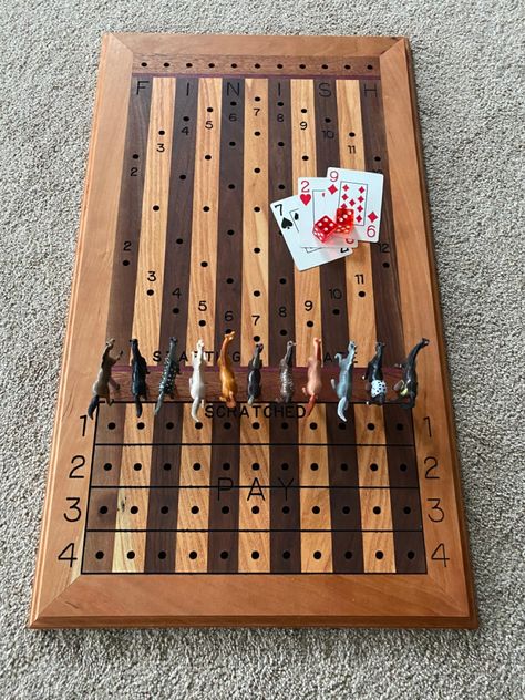 Horse Racing Board Game Diy, Horse Race Board Game, Horse Racing Game Board, Diy Horse Racing Game, Diy Horse Race Game, Horse Race Game Board Diy, Horse Racing Game Diy, Wood Games Diy, Wood Board Games