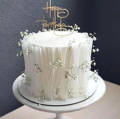 Butterfly Wedding Cake, Fancy Wedding Cakes, Pastry Chocolate, Decorating Frosting, Birthday Cake Decorating Ideas, Wafer Paper Cake, Cake House, Elegant Birthday Cakes, Wedding Cake Ideas