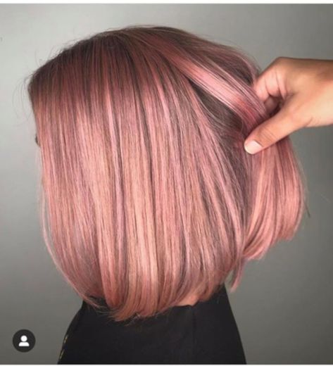 Rose Gold Bob Hair Brunette, Wedding Hairstyles Romantic, Hairstyles Romantic, Rose Gold Hair Brunette, Mom Haircut, Hair Color Guide, Retro Wedding Hair, Hair Color Rose Gold, Perfect Hair Color