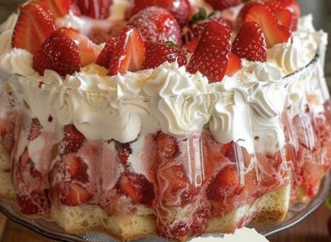 Southern Strawberry Punch Bowl Cake – Tnextrecipes Punch Bowl Cake Recipe Strawberry, Southern Strawberry Punch Bowl Cake, Punchbowl Cakes, Punchbowl Cake, Strawberry Punch Bowl Cake, Punch Bowl Cake Recipe, Shortbread Cake, Strawberry Punch, Punch Bowl Cake