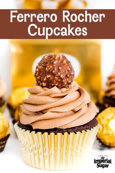 Forero Rocher Cupcakes, Ferrero Rocher Cupcakes Recipe, Ferraro Rocher Cupcakes, Chocolate Hazelnut Cupcakes, Dunkaroo Cupcakes, Rocher Ferrero Ideas, Ferrero Cupcakes, Hazelnut Frosting, Hazelnut Cupcakes