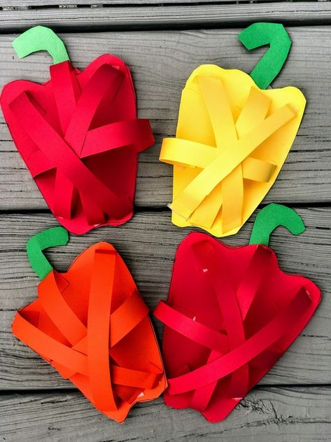 Vegetable Crafts, Veggie Art, Vegetable Art, Fruit Crafts, Art Preschool, Art Activities For Toddlers, Preschool Craft, Family Crafts, 3d Paper Crafts