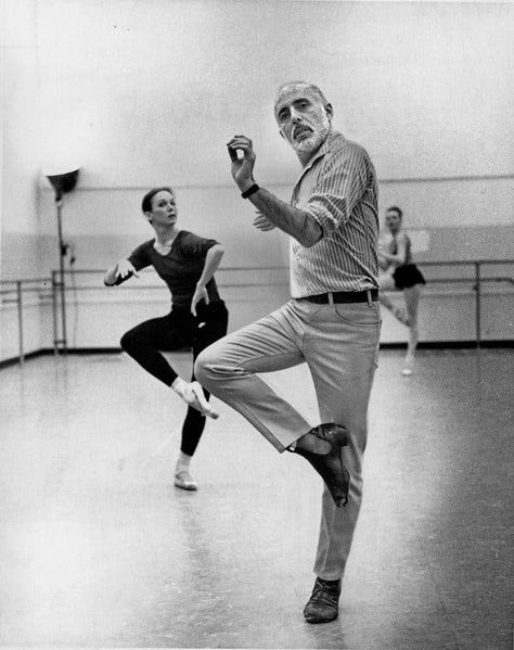 Ballet Body, Jerome Robbins, Dancer Photography, Fiddler On The Roof, George Balanchine, City Ballet, Dance Movement, Partner Dance, Human Poses Reference