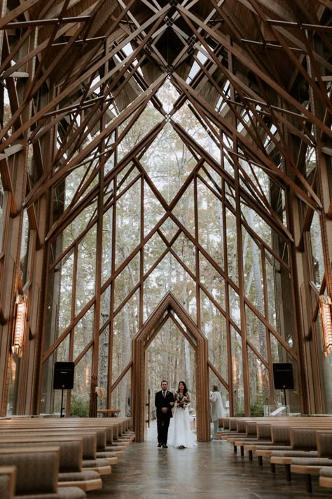 Red Wood Wedding Venues, Fairytale Inspired Wedding Dress, Pretty Chapel Wedding, Nature Wedding Venue Aesthetic, November Wedding Venues, Glass Wedding Chapel, Forest Chapel Wedding, Mountain Chapel Wedding, Intimate Wedding Venue Ideas