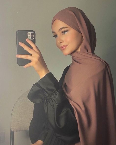 Estilo Hijab, Hijabi Fits, Stile Hijab, Mode Hijabi, Simple Hijab, Hijab Style Tutorial, Street Hijab Fashion, Hijab Fashionista, Modern Hijab Fashion