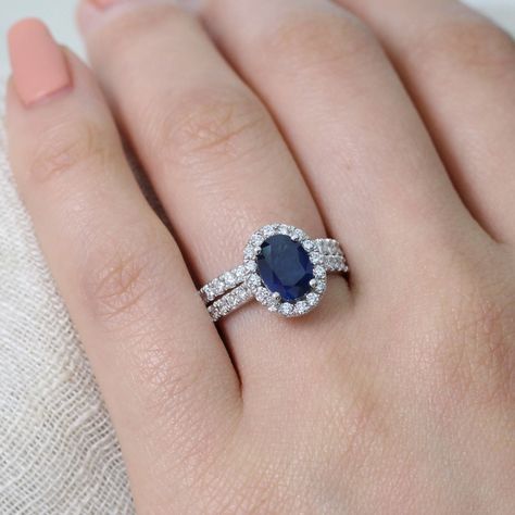 Oval Sapphire Engagement Ring With Wedding Band, Sapphire Engagement Ring And Wedding Band, Princess Diana Inspired Engagement Ring, Sapphire Engagement Ring With Wedding Band, Safire Rings Engagement Gold, White Gold Sapphire Halo Ring, Saphire Engament Ring Set Silver, Saphire Engament Ring Set, Saffire Engagement Rings