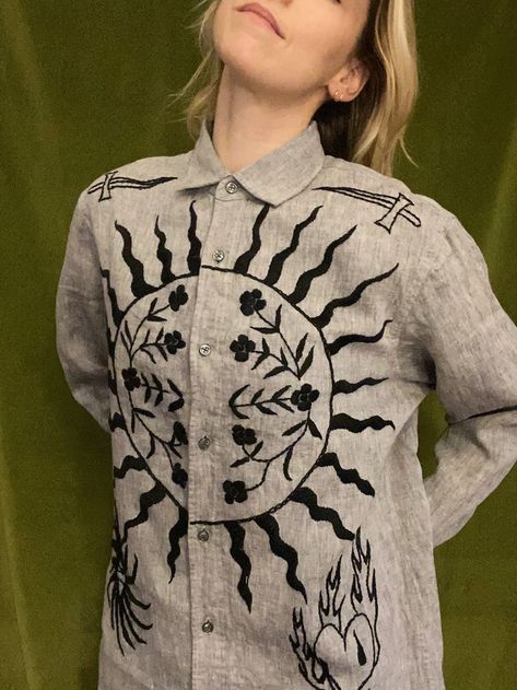 Repurposed Fashion, Tessa Perlow, Fashion Sustainability, Shirt With Embroidery, Painted Clothes, Upcycled Fashion, Embroidered Clothes, Embroidery Fashion, Soft Grunge