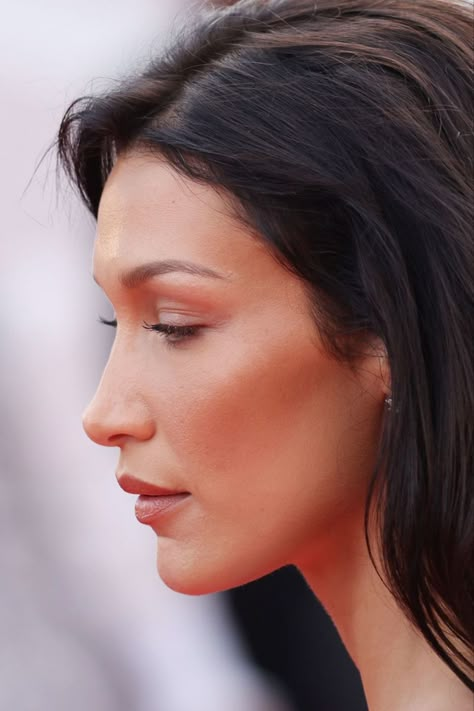 Bella Hadid Nose, Bad Nose Jobs, Nose Job Recovery, Nose Plastic Surgery, Nose Surgery Rhinoplasty, Celebrity Eyebrows, Nose Fillers, Rhinoplasty Nose Jobs, Job Inspiration