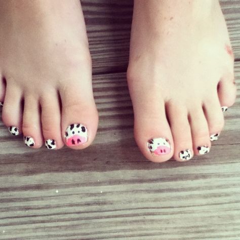 Cow Print Toe Nail Art Western Nails, Cow Nails, Nail Time, Pretty Nail Designs, Toe Nail Designs, Toe Nail Art, Heart Nails, Cute Nail Designs, Bling Nails