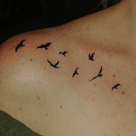 Flock Of Birds Tattoo, Bird Tattoo Meaning, Bird Tattoos For Women, Vogel Tattoo, Small Shoulder Tattoos, Bone Tattoos, Collar Bone Tattoo, Flock Of Birds, Dainty Tattoos