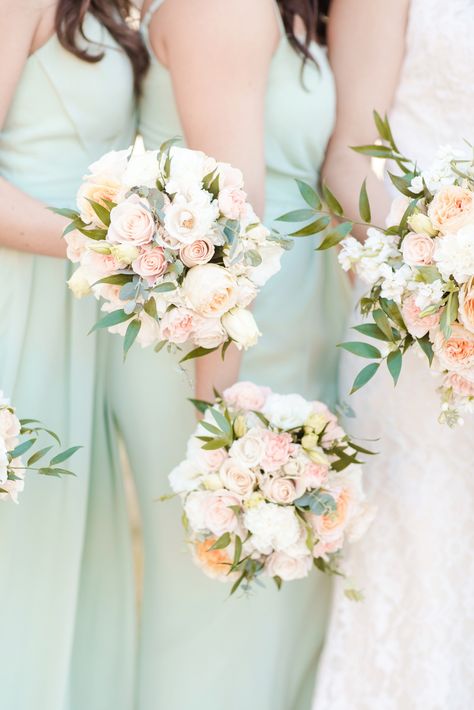 A sage green wedding at St. Bernadette Catholic Church | Joanna Krueger Photography | This wedding featured sage green bridesmaid dresses, a traditional Catholic ceremony and a first look under palm trees. #houstonweddingphotographer  #weddinginspiration #sagegreenwedding #mintwedding Sage Green And Blush Wedding, Green And Blush Wedding, Sage Green Bridesmaid Dresses, Blush Wedding Centerpieces, Sage Green Bridesmaid, Catholic Church Wedding, Light Pink Bridesmaid Dresses, St Bernadette, Blush Wedding Colors