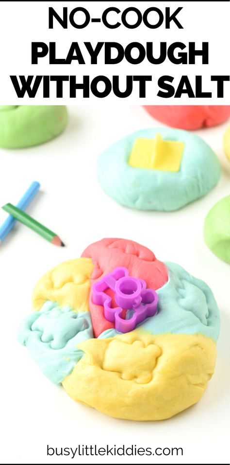 Two Ingredient Playdough, Fun Playdough Recipes, Salt Dough Playdough, No Salt Playdough, No Salt Play Dough Recipe, Baking Soda Playdough Recipe, Homemade Playdough To Sell, Salt Play Dough Recipe, Homade Play Dough