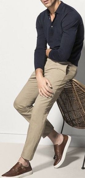 Dark Blue / Navy Shirt / Long Sleeve Polo . Dark Beige / Light Brown Chinos . Brown & White Contrast Leather Trainers #Spring #Summer #Autumn Trainers Outfit, Brown Chinos, Polo Shirt Outfits, Macho Alfa, Formal Men Outfit, Pants Outfit Men, Paris Style, Navy Blue Shirts, Outfit Jeans