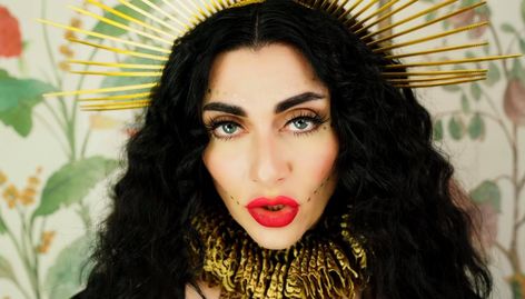 Spiked Crown, Qveen Herby, Nicolas Peltz, Body Building Women, New Song, Latest Pics, Stiletto Nails, American Singers, Album Art