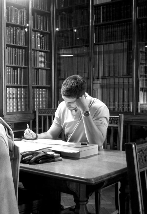 J.Mills - Self-portrait at the John Rylands library, Manchester. 2008 Business Man Photography, Library Photo Shoot, Scholar Aesthetic, Dark Room Photography, Men's Study, Study Book, Library Aesthetic, Tattoo Design Book, Man Photography