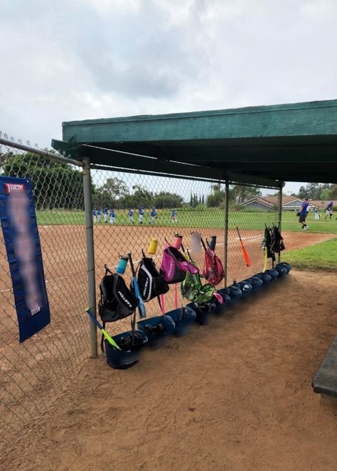 Team mom tips on setting up and organizing your dugout. T Ball Dugout Organization, Baseball Buckets For Dugout Team Mom, Team Mom Tball Ideas, Baseball Dugout Organization Team Mom, Dugout Organization Baseball, Dugout Mom Ideas, Tball Dugout Organization, Baseball Buckets For Dugout, Softball Dugout Organization