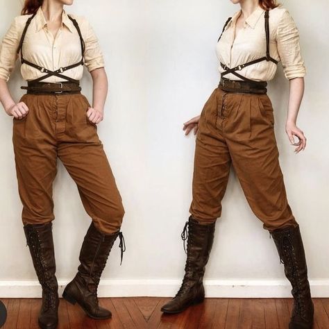 Medieval Womens Pants, Victorian Explorer Outfit, Victorian Outfits Women Pants, Victorian Adventurer Outfit, Ren Faire Adventurer, Ren Faire Royalty, Summer Steampunk Outfits, Travelers Outfit Dnd, Fantasy Alchemist Outfit