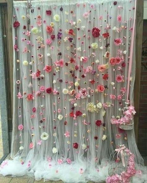 Bridal Shower Curtain Backdrop, Pretty Backdrop Ideas, Tulle And Flower Backdrop, Backdrop Ideas Bridal Shower Diy Photo, Floral Galentines Party, Floral Decorations Party Photo Backdrops, Floral Bridal Shower Decorations Photo Backdrops, Simple Bridal Party Decor, Garden Wedding Photo Backdrop