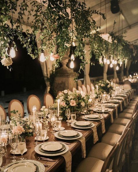 Miami Wedding Florist on Instagram: “when all candles are lit, lights are dimmed— that magical moment when the team’s work comes all together ✨  T E A M:  photographer:…” Intimate Modern Wedding, Candles Wedding Reception Table, Timeless Reception Decor, Romantic Themed Wedding, Intimate Spring Wedding, Wedding Styles Themes Romantic, Romantic Wedding Tablescape, Candle Lit Wedding Reception Romantic, Wedding Table Lights