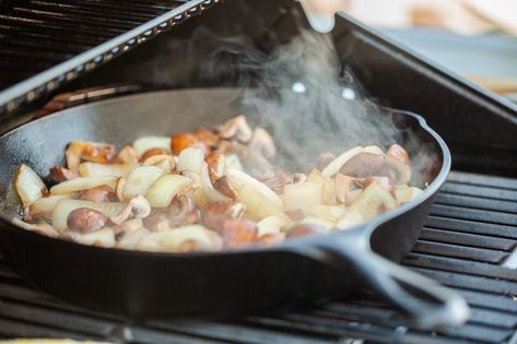 Fried Trout, Iron Skillet Recipes, One Pot Dinners, Meatless Main Dishes, Easy Eat, Salisbury Steak, Iron Skillets, How To Grill Steak, Cast Iron Cooking