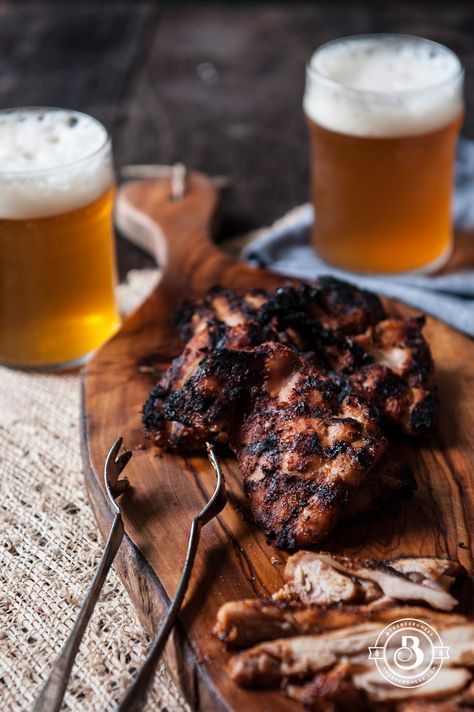 Street Fair Grilled Beer Chicken Rustic Food Photography, Handmade Ceramic Mugs, Beer Chicken, Barbeque Recipes, Cooking Photos, Cooking With Beer, Street Fair, Campfire Food, Pub Food