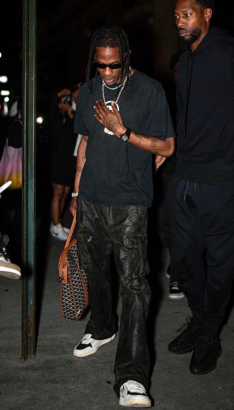 Travis Scott Aesthetic Outfits, Travis Scott Inspired Outfit, Travis Scott Fits, Travis Scott Concert Outfit, Travis Scott Style, Rap Concert Outfit Ideas, Male Rappers, Travis Scott Aesthetic, Travis Scott Outfits