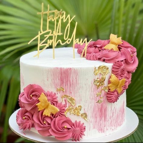 Hawaii Birthday Cake, Modern Birthday Cakes, Buttercream Cake Designs, Vintage Birthday Cakes, Buttercream Cake Decorating, Elegant Birthday Cakes, Simple Cake Designs, Cake Decorating Piping, Creative Cake Decorating