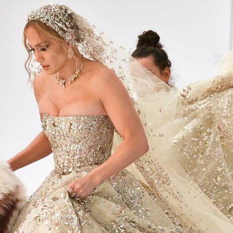 Celebrity Sightings in New York City - October 17, 2019 Jennifer Lopez Wedding, Gold Wedding Dress, Owen Wilson, Celebrity Sightings, Wedding Dress Couture, Couture Wedding, Zuhair Murad, Ben Affleck, Marry Me