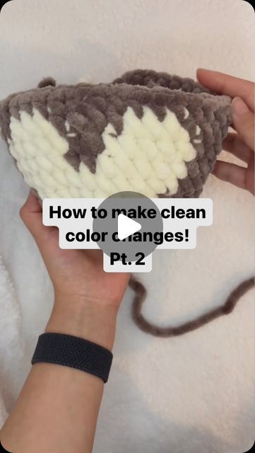 How To Make Patches, Change Colors In Crochet, Electric Sheep, Make Clean, Chenille Yarn, Owl Patterns, Types Of Yarn, Crochet Techniques, Crochet Crafts