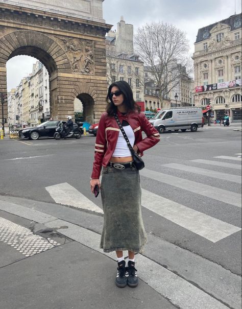 Midi Skirt Leather, Diesel Leather Jacket, Diesel Skirt, Renee Bellerive, Trendy Fits, Photo Insta, Summer Outfit Inspiration, Skirt Leather, Todays Outfit