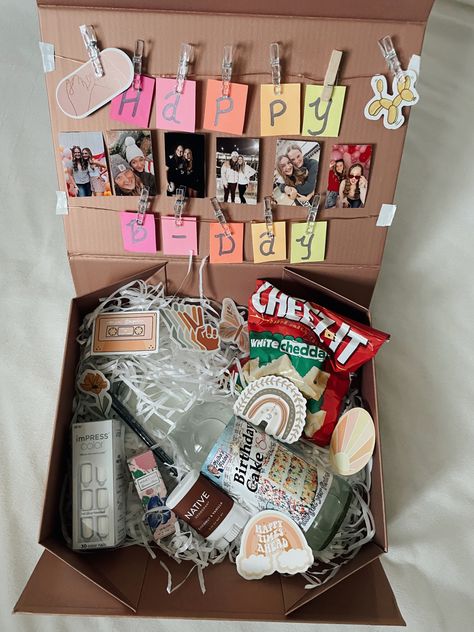 Custom Birthday Gifts For Best Friend, Meaningful Birthday Gifts For Best Friend, Gift Box Ideas For Best Friend, Bsf Bday Gifts, Birthday Gifts For Your Best Friend, Gift Boxes For Best Friend, Birthday Gift Baskets For Best Friend, What To Get Your Best Friend Birthday, Bsf Gift