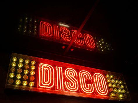 Disco! Groovy Disco Aesthetic, 70 Disco Aesthetic, Disco Fever Aesthetic, Italo Disco Aesthetic, Disco Asethic, Disco Vibes Aesthetic, Disco 70s Aesthetic, 70s Disco Club, 70s Aesthetic Disco